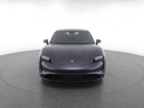 Used 2021 Porsche Taycan RWD image 3