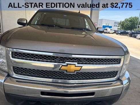 Used 2013 Chevrolet Silverado 1500 LT w/ All-Star Edition AWD/4WD image 3