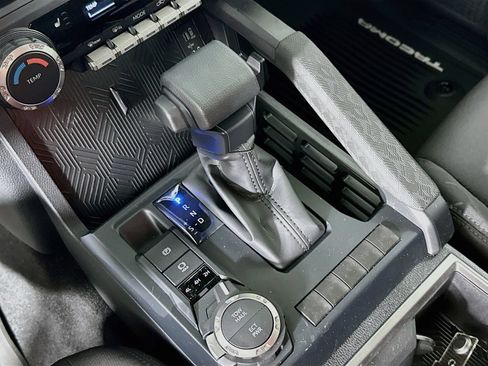 New 2026 Toyota Tacoma SR5 AWD/4WD image 17