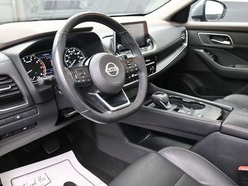 Used 2021 Nissan Rogue SL FWD image 14