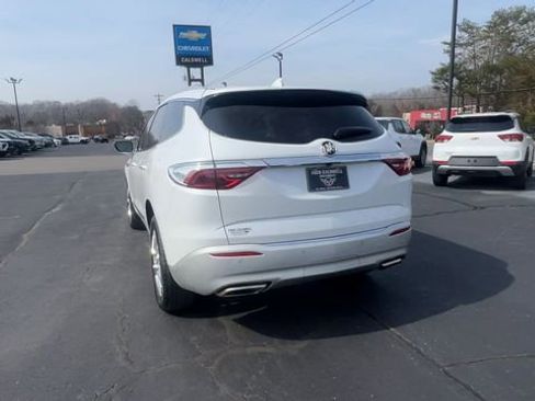 Used 2023 Buick Enclave Essence w/ Experience Buick Package image 7