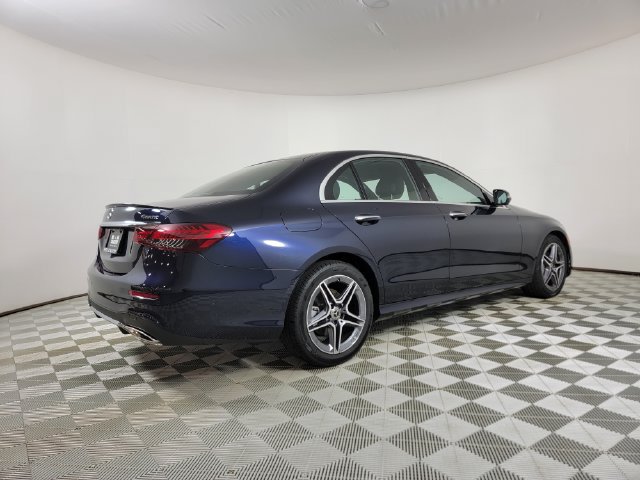 Used 2023 Mercedes-Benz E 350 4MATIC Sedan image 12
