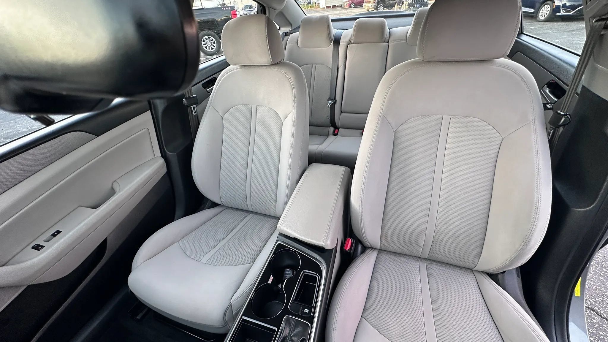 Used 2018 Hyundai Sonata SEL FWD image 18