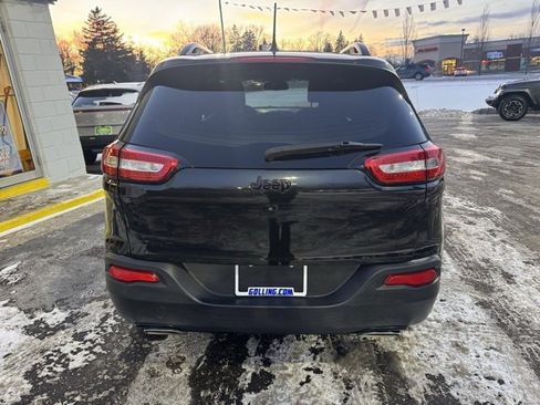 Used 2015 Jeep Cherokee Latitude w/ Cold Weather Group image 7