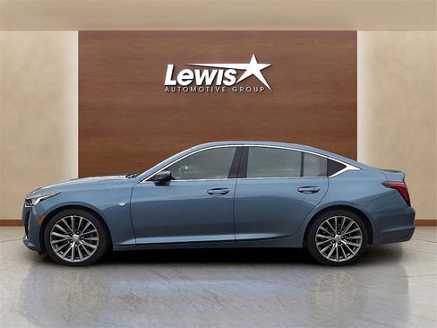 Used 2023 Cadillac CT5 Premium Luxury image 2