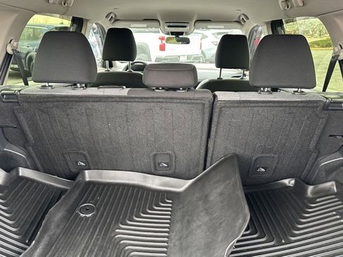 Certified 2023 Nissan Rogue SV image 18