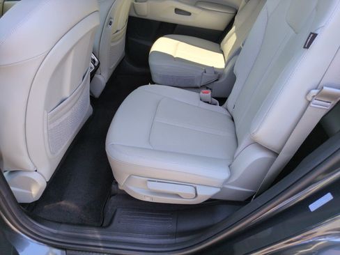 Used 2024 Kia Sorento EX w/ Panoramic Sunroof Package FWD image 26