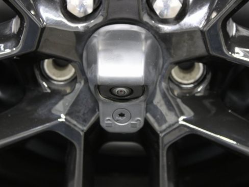 Used 2023 Jeep Wrangler Unlimited Sahara image 34