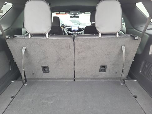 Used 2023 Ford Explorer ST-Line w/ Class IV Trailer Tow Package image 13