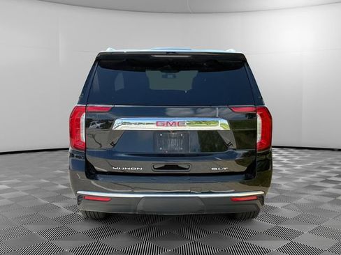 Used 2023 GMC Yukon XL SLT AWD/4WD image 4
