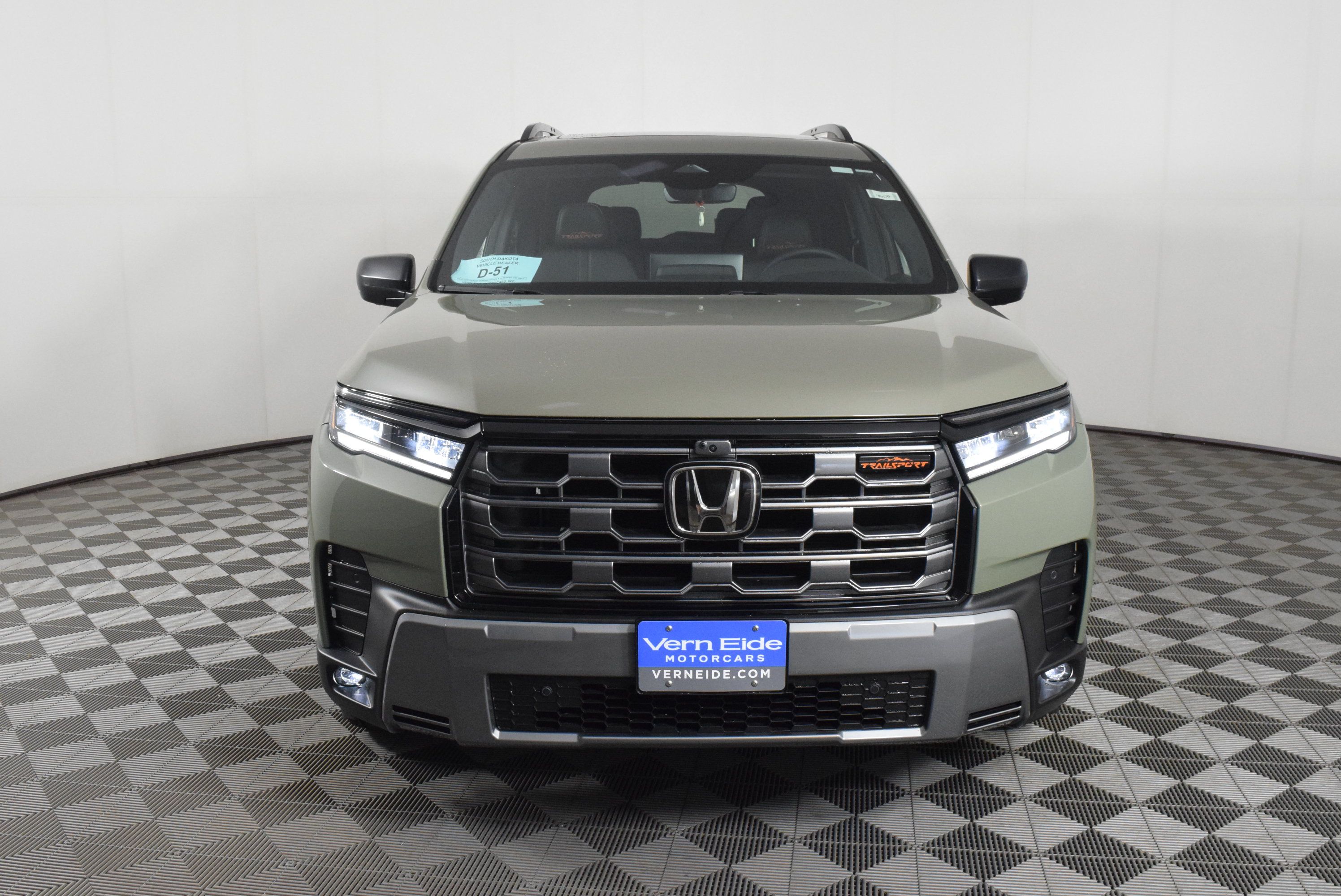 New 2026 Honda Pilot TrailSport image 3