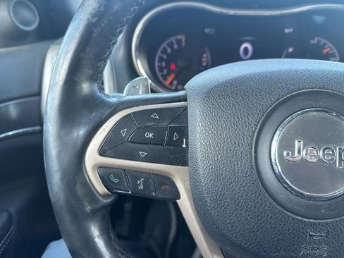 Used 2014 Jeep Grand Cherokee Limited image 17
