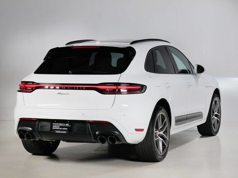 Certified 2023 Porsche Macan AWD/4WD image 9