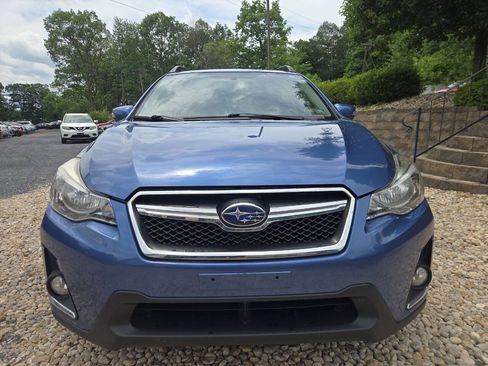 Used 2016 Subaru Crosstrek 2.0i Limited w/ Popular Package #2 AWD/4WD image 2