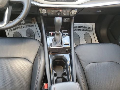 Certified 2022 Jeep Compass Limited image 21