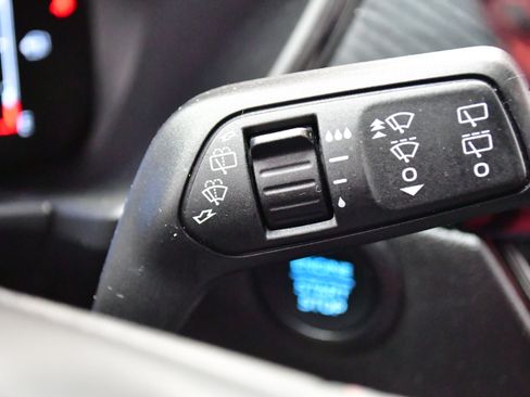 Used 2025 Ford Escape ST-Line AWD/4WD image 21