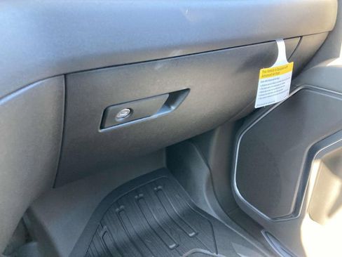 New 2026 GMC Sierra 1500 SLE w/ Preferred Package image 25