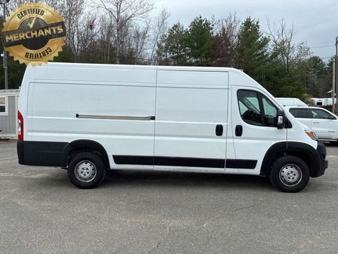 Used 2023 RAM ProMaster 3500 w/ Driver Convenience Group FWD image 2