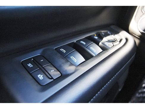 Used 2021 Chevrolet Tahoe Z71 w/ Z71 Signature Package image 20