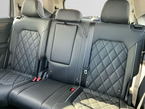 New 2026 Volkswagen Atlas SEL Premium R-Line image 13