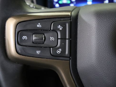 Used 2023 Chevrolet Tahoe High Country AWD/4WD image 27