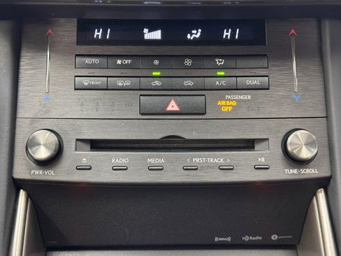 Used 2019 Lexus IS 300 F Sport w/ F Sport Package image 26