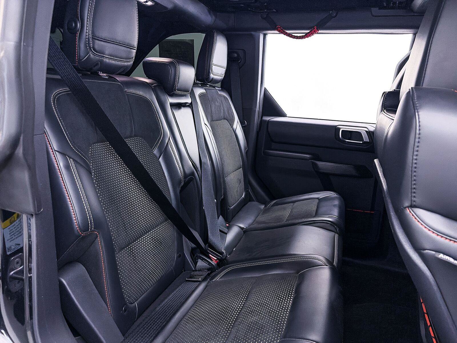 Used 2024 Ford Bronco Raptor w/ Interior Carbon Fiber Pack 6 AWD/4WD image 35