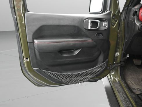 Used 2023 Jeep Wrangler Unlimited Rubicon 392 AWD/4WD image 31