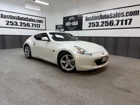 Used 2012 Nissan 370Z Touring image 1
