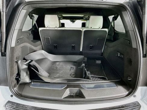 Used 2026 Cadillac Escalade ESV Platinum Sport w/ LPO, Floor Liner Package AWD/4WD image 29