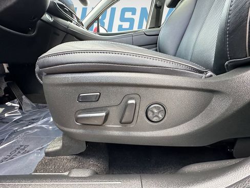 Used 2023 Hyundai Santa Fe Limited AWD/4WD image 16