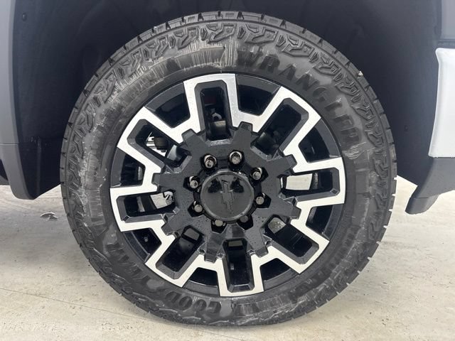 New 2026 Chevrolet Silverado 2500 High Country w/ High Country Premium Package AWD/4WD image 37