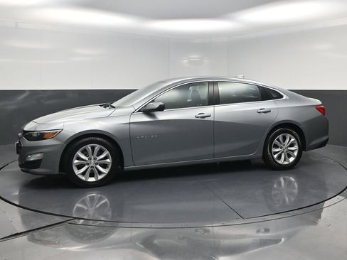 Used 2025 Chevrolet Malibu LT FWD image 3
