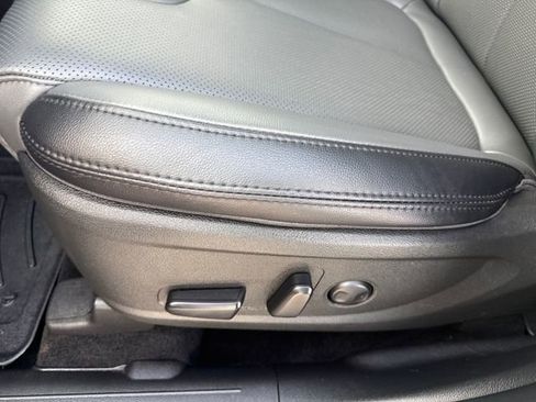 Certified 2023 Hyundai Santa Fe SEL w/ Premium Package image 11