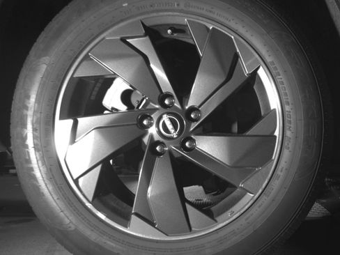 Used 2025 Nissan Rogue SV FWD image 11