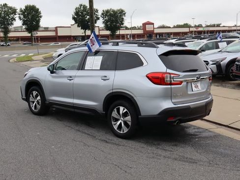 Certified 2025 Subaru Ascent Premium w/ Premium Package AWD/4WD image 6