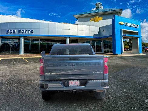 Used 2024 Chevrolet Silverado 1500 Custom AWD/4WD image 4