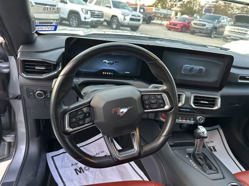 Used 2024 Ford Mustang Premium image 11