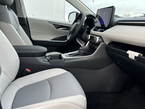 New 2025 Toyota RAV4 XLE Premium image 22