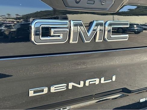 New 2026 GMC Sierra 2500 Denali Ultimate AWD/4WD image 4