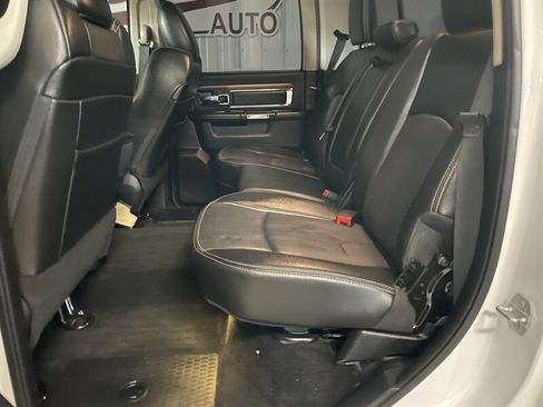 Used 2016 RAM 1500 Laramie w/ Convenience Group AWD/4WD image 16
