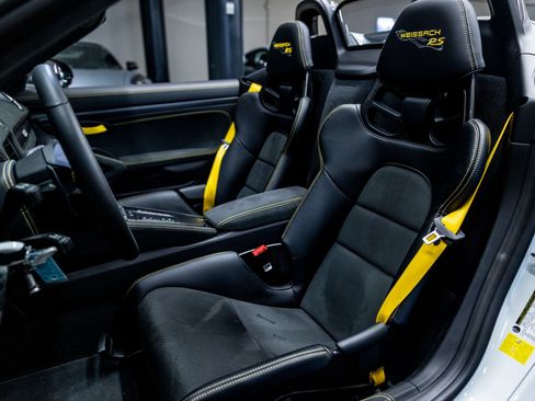 Certified 2025 Porsche 718 Boxster Spyder RS RWD image 5