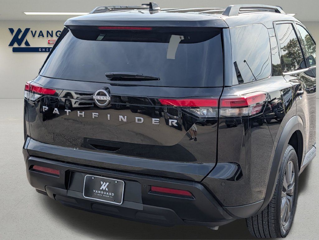 Used 2026 Nissan Pathfinder SV FWD image 7