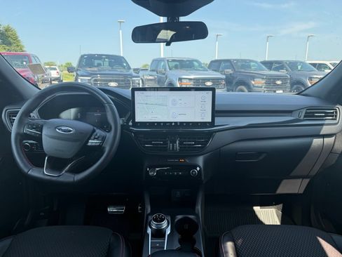 Certified 2023 Ford Escape ST-Line w/ Tech Pack #1 FWD image 18