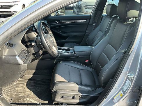 Used 2022 Honda Accord Sport image 12
