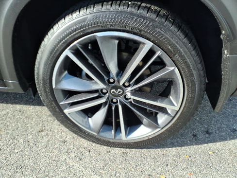 Certified 2025 INFINITI QX55 Luxe w/ Cargo Package image 9