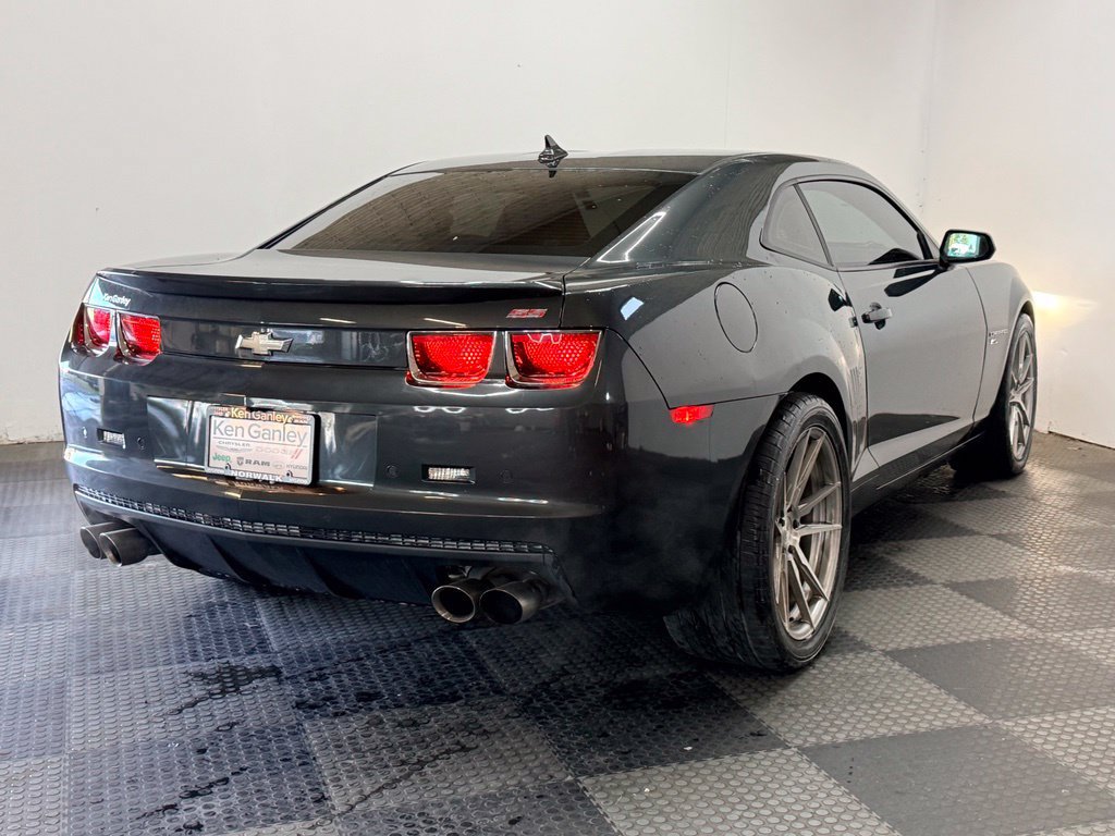 Used 2013 Chevrolet Camaro SS w/ RS Package RWD image 11