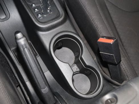 Used 2017 Jeep Wrangler Sport w/ Dual Top Group image 21