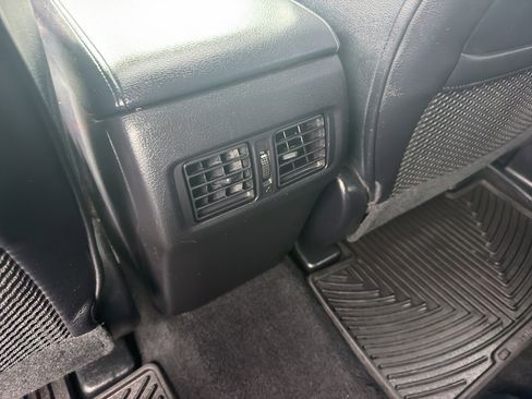 Used 2012 Toyota 4Runner Limited AWD/4WD image 16