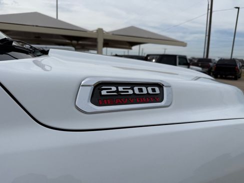 Used 2019 RAM 2500 Big Horn AWD/4WD image 9